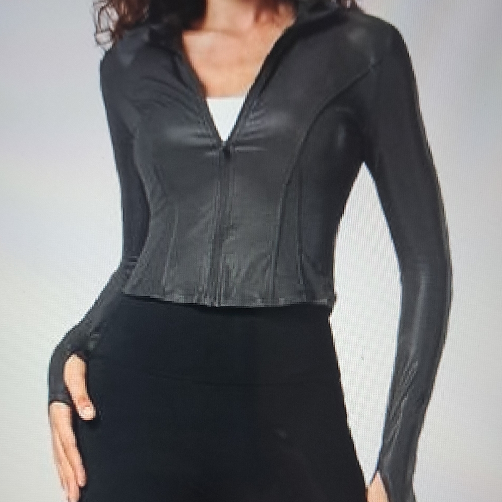 LARGE    HALARA FAUX LEATHER FULL ZIP JACKET